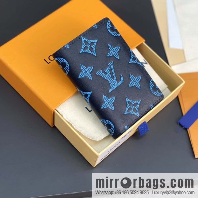 LV M82324 Pocket Organizer