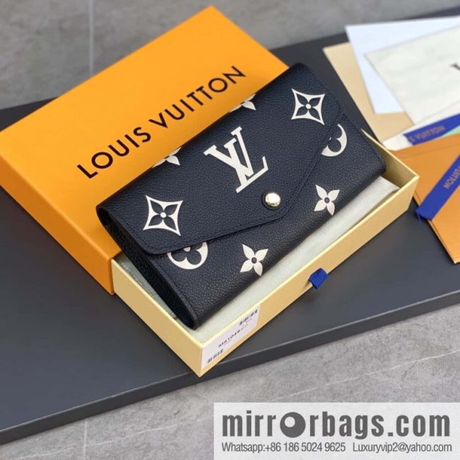LV M80496 Sarah Wallet
