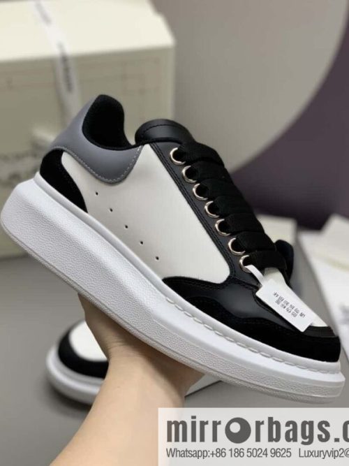 Alexander McQueen AlexanderMcQueen black and white gray Unisex sneakers of the same style