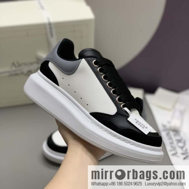 Alexander McQueen AlexanderMcQueen black and white gray Unisex sneakers of the same style