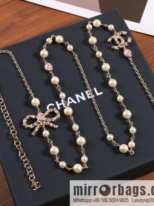 New ☑️ Chanel Double C Pink Diamond Bow Pearl Necklace Sweater Chain