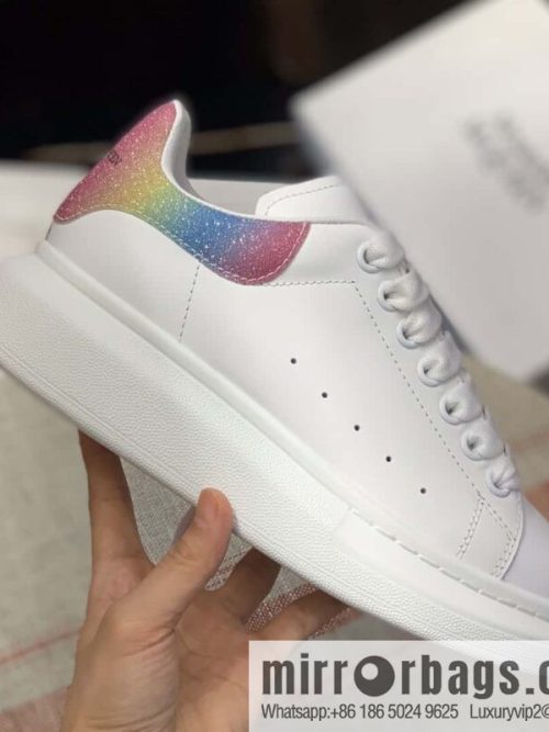 Alexander McQueen Rainbow tail, women\'s sneakers
