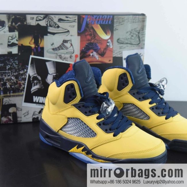 Air Jordan 5 Retro Michigan Sneakers, Part Number: CQ9541 704
