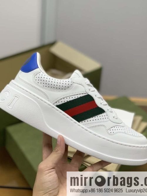 GUCCI cowhide material, red and green stripes, couple\'s little white shoes