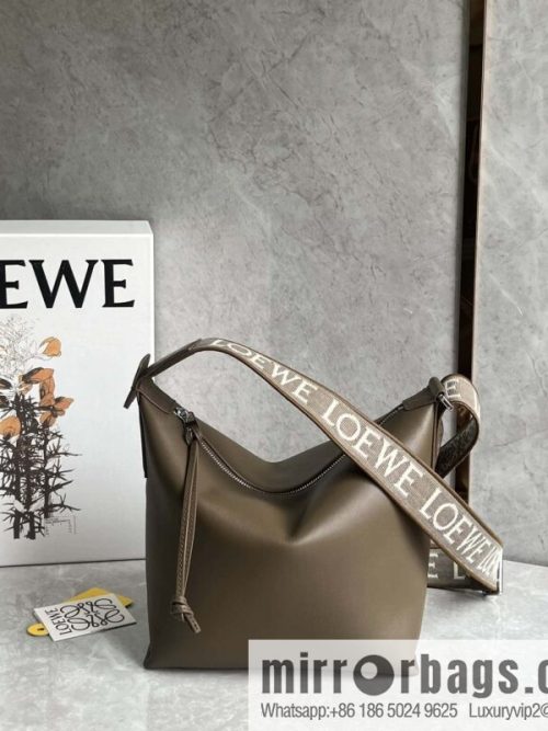 LOEWE Mens Cubi shoulder crossbody bag 0689 Elephant Grey