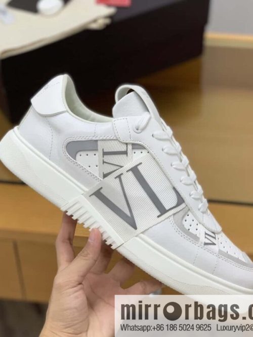 Valentino Valentino VLTN logo strap, men\'s and women\'s sneakers