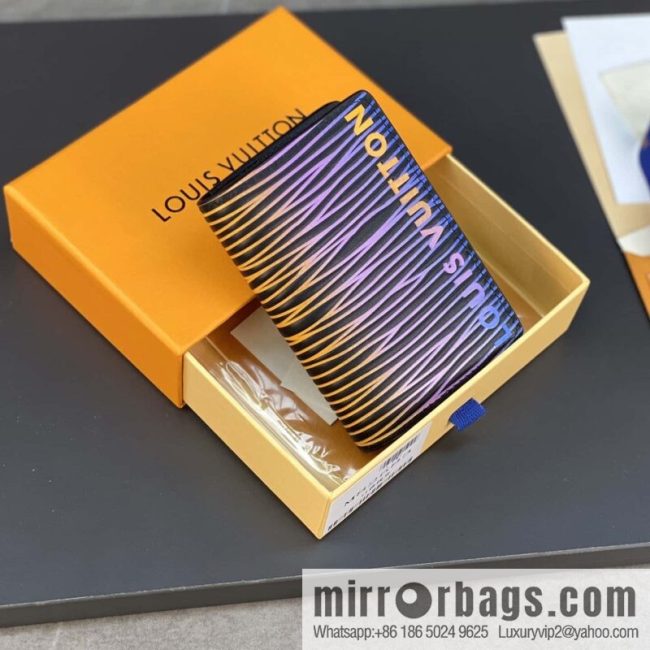 LV M82583 Pocket Organizer