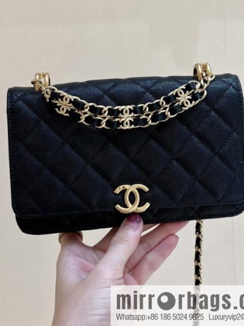 CHANEL 22k autumn and winter high-end ready-to-wear collection, lychee leather woc AP3019 black