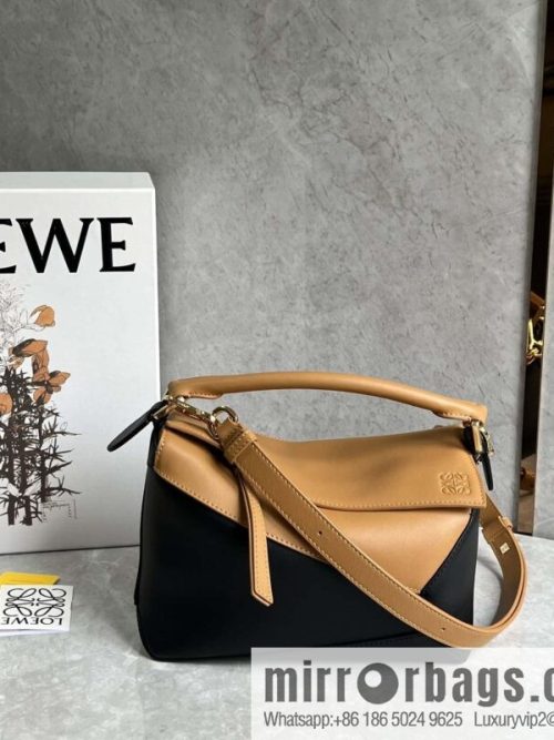 LOEWE Puzzle 24CM bag leather small geometric bag 0681
