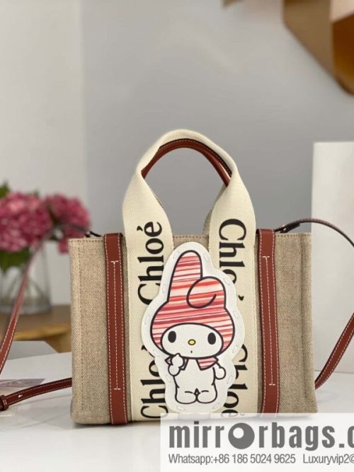 Chloe x My Melody joint, small Melody tote bag 26.5CM.