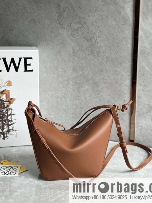 LOEWE new hammock armpit bag 0687 caramel color