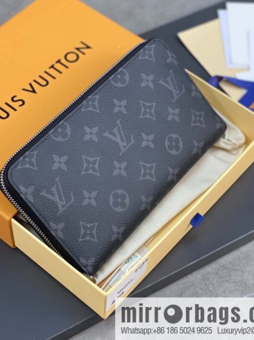 LV M82081 Zippy Organizer