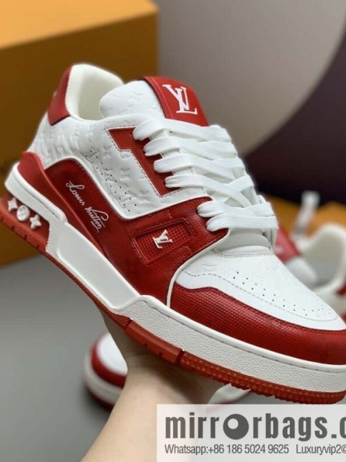 LV color matching calfskin Vuitton logo, couple sports running shoes