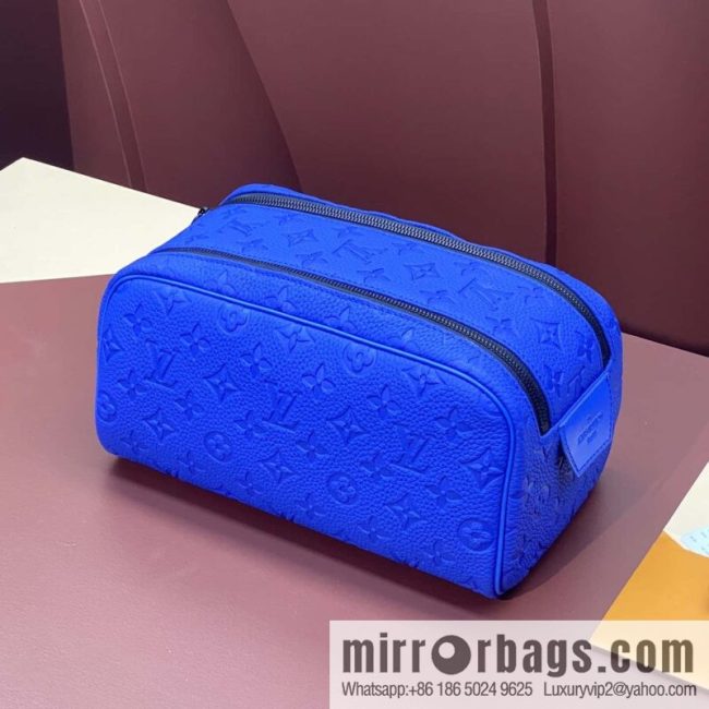LV M82576 DOPP KIT toilet bag