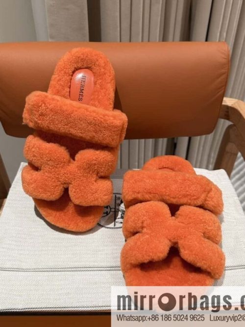 Hermès plush shoes Chypre sandals, orange