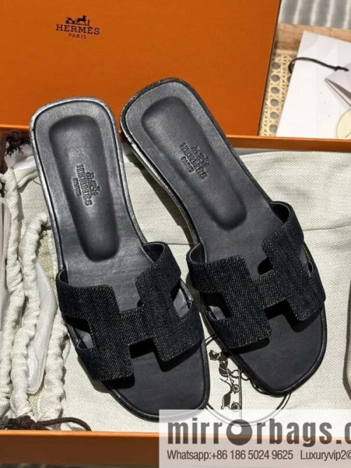 Hermès leather outsole H slippers, black