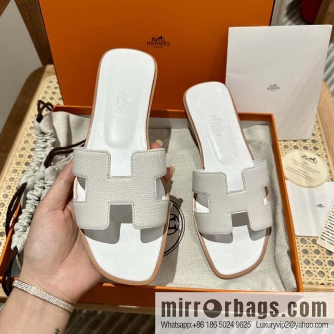 Hermès leather outsole H slippers, white