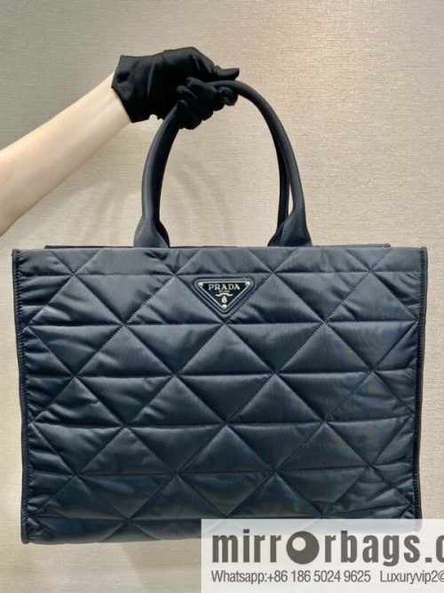 PRADA imported nylon cloth, new diamond tote bag 2VG096