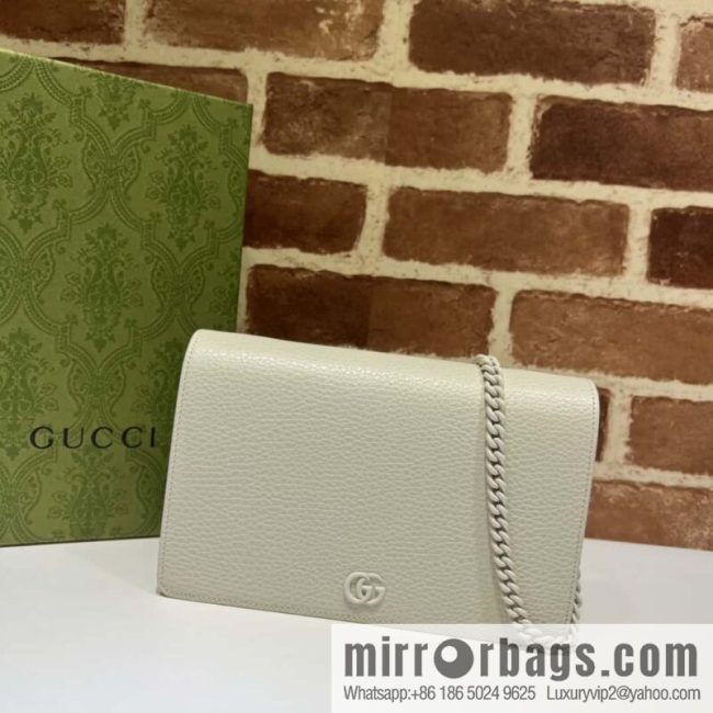 GUCCI GG Marmont series mini chain strap handbag 497985 meters white two-color