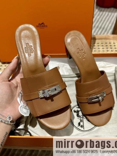 Hermès 2023 latest Kelly buckle heels