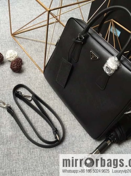 PRADA slim briefcase 0368 black