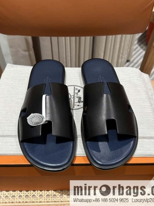 Hermès men\'s plain-weave slippers