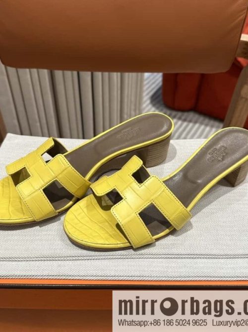 Hermès crocodile leather, slippers