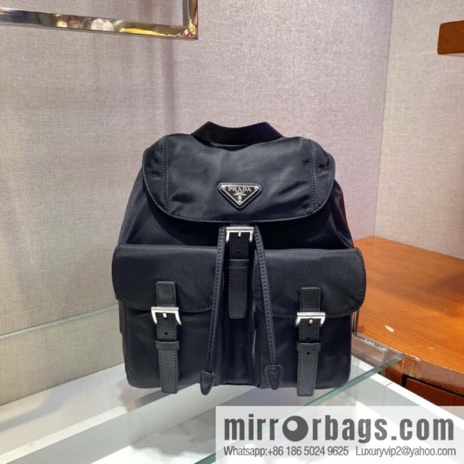 PRADA classic backpack 1BZ677