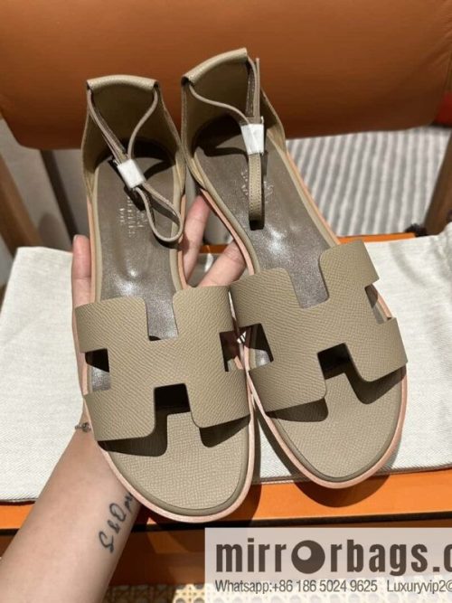 Hermès imported Italian cowhide, new small sandals