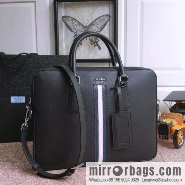 PRADA Prada imported cross pattern leather middle crocodile leather inlay briefcase 2VE368