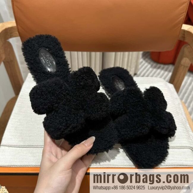 wsxc1698170724018_6-800x800gwncxvd4sq2152143_20250705095016.jpg Hermès Lamb Fur H Slippers