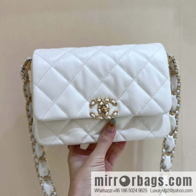 CHANEL 23K Autumn and Winter Collection 19 Vintage Tofu Bag AS4423 White