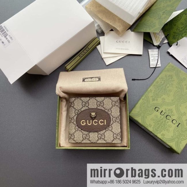 GUCCI Neo Vintage GG Supreme canvas wallet model number 473954 K9GET 8861