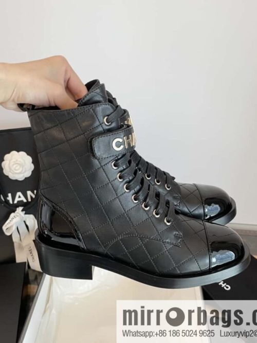 CHANEL Xiaoxiang rhombus letter side zipper locomotive short boots