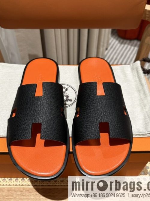 Hermès Men\'s Slippers