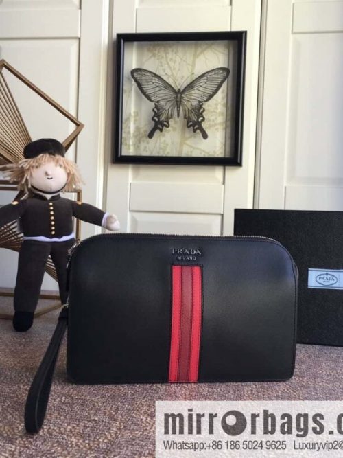 PRADA Prada color cross pattern leather + imported sheepskin handbag 056R black/red