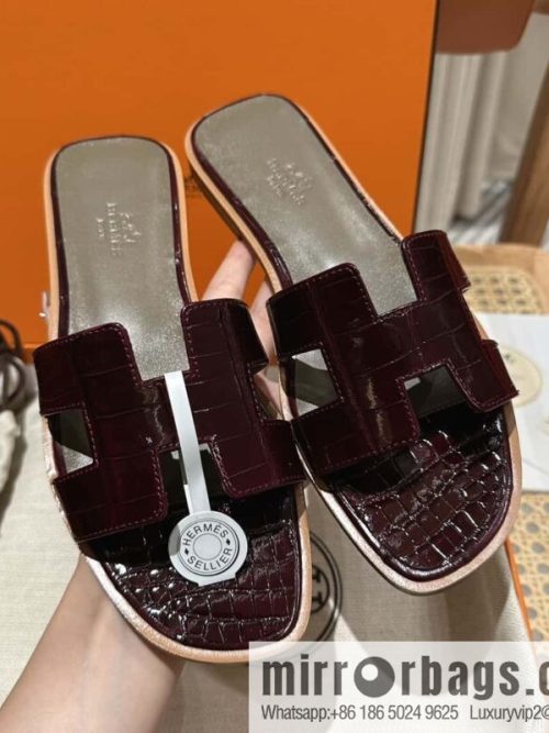 Hermès Classic H Tow Alligator Leather