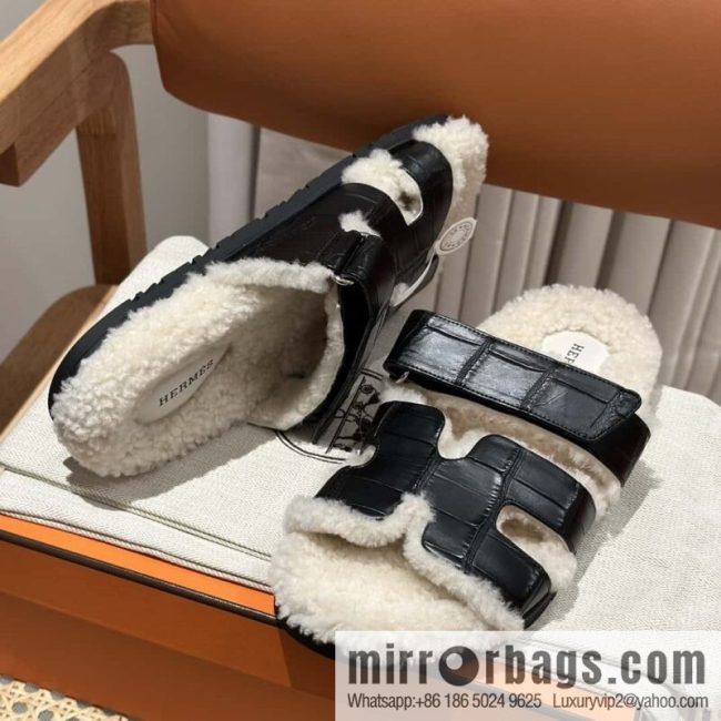 Hermès hairy trailing crocodile🐊