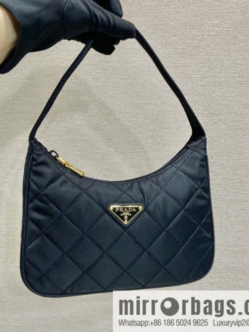 PRADA imported nylon fabric, new diamond Hobo armpit bag 🎉 1NE515
