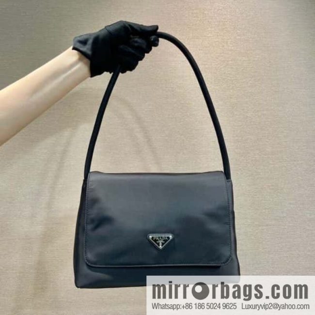 PRADA imported nylon fabric, new medieval bag 🎉 1BH628