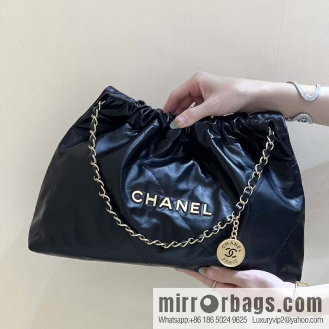 CHANEL 24C Early Spring Vacation Series 22 Horizontal Garbage Bag AS4486