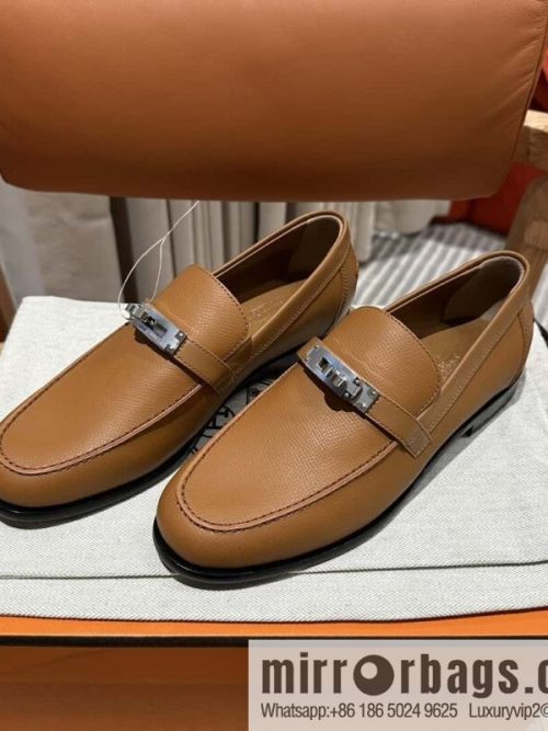Hermès kelly buckle loafers