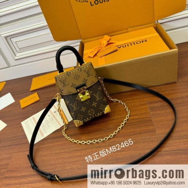 LV M82465 CAMERA BOX handbag