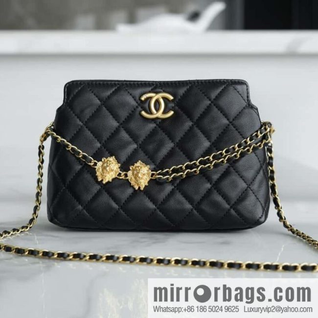 CHANEL 23A Handmade workshop chain strap lion, armpit bag 🦁 AP3429