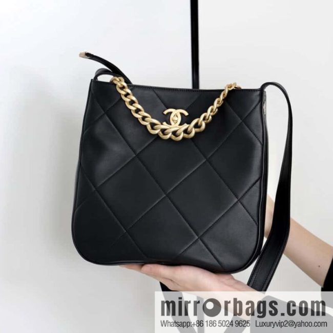 CHANEL 2021 autumn and winter high-end ready-to-wear series hippie bag AP2844
