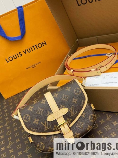LV M46740 Saumur BB