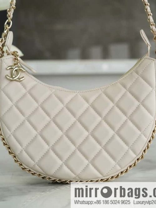 CHANEL 23p Moon/Crescent Pack AS3917 Milk Apricot