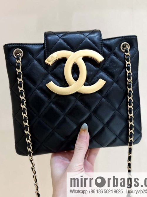CHANEL 24C early spring vacation series, big double C Vintage tote armpit bag AS4596
