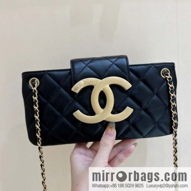CHANEL 24C early spring vacation series Vintage double C baguette bag AS4611