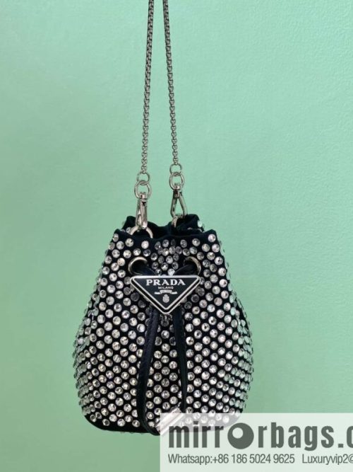 PRADA crystal mini bucket 🎉 1NR016🎉
